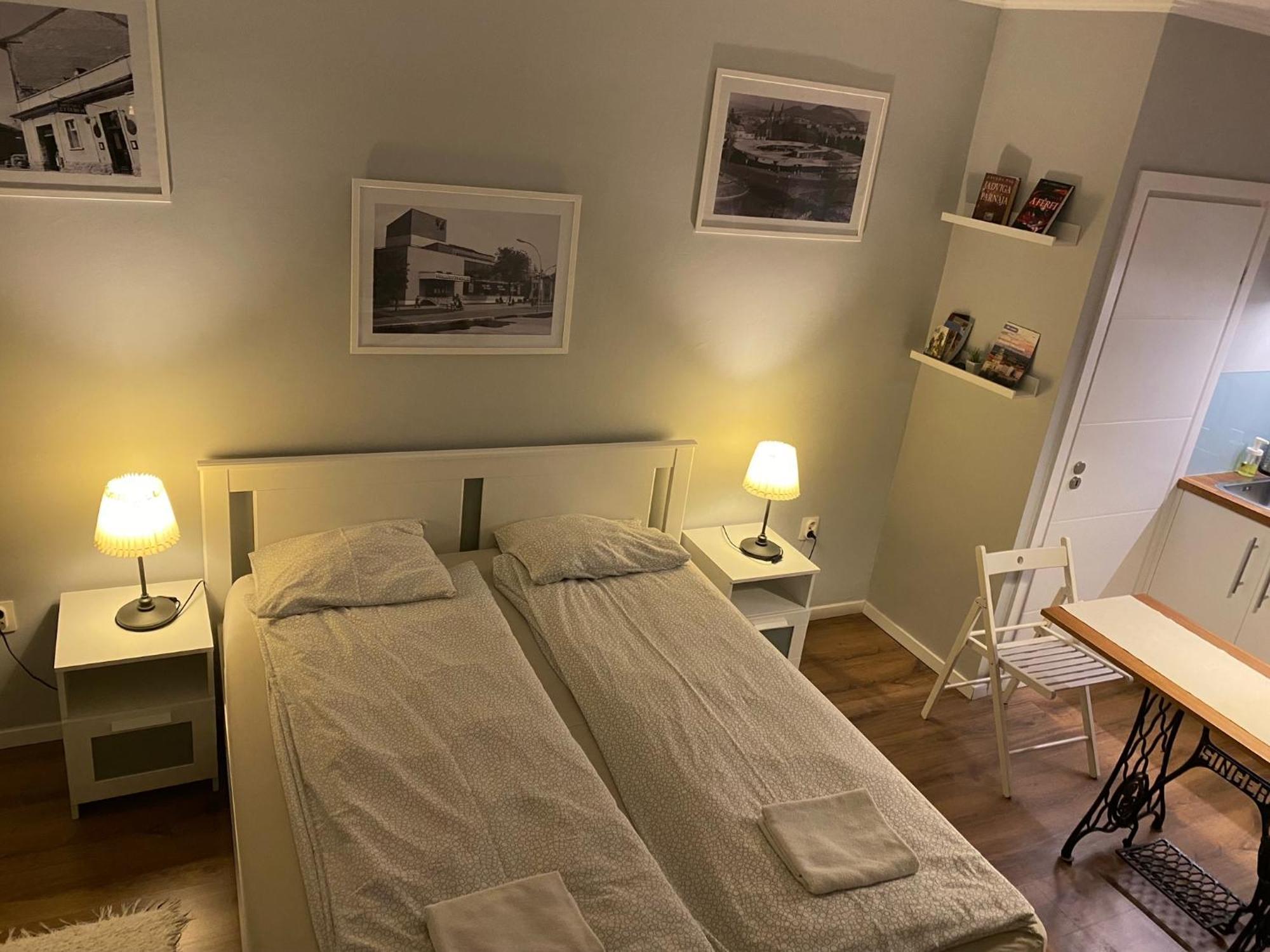 B&B Apartman เอ็กเกอร์ ภายนอก รูปภาพ