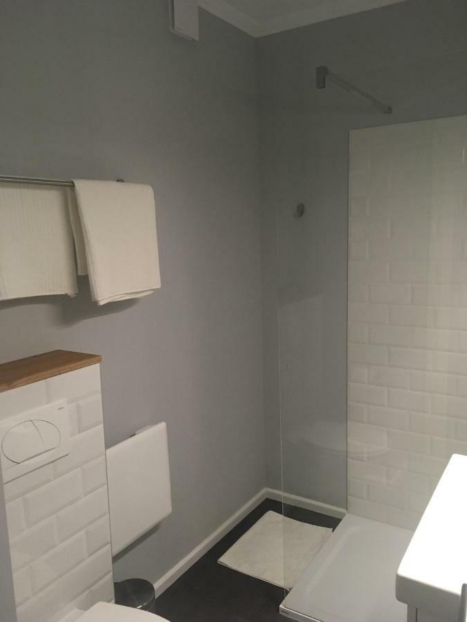 B&B Apartman เอ็กเกอร์ ภายนอก รูปภาพ